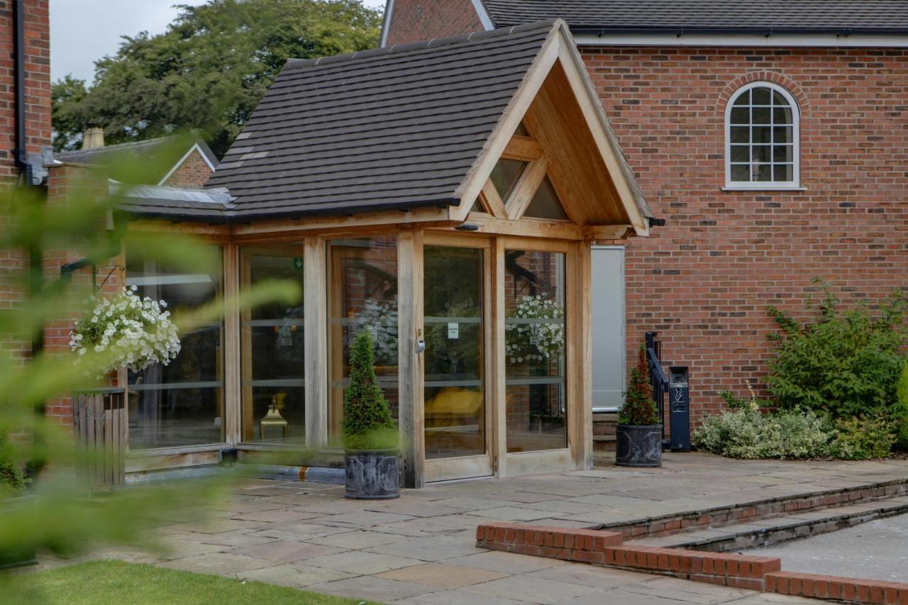 Manor House Hotel & Spa, Alsager Exteriör bild