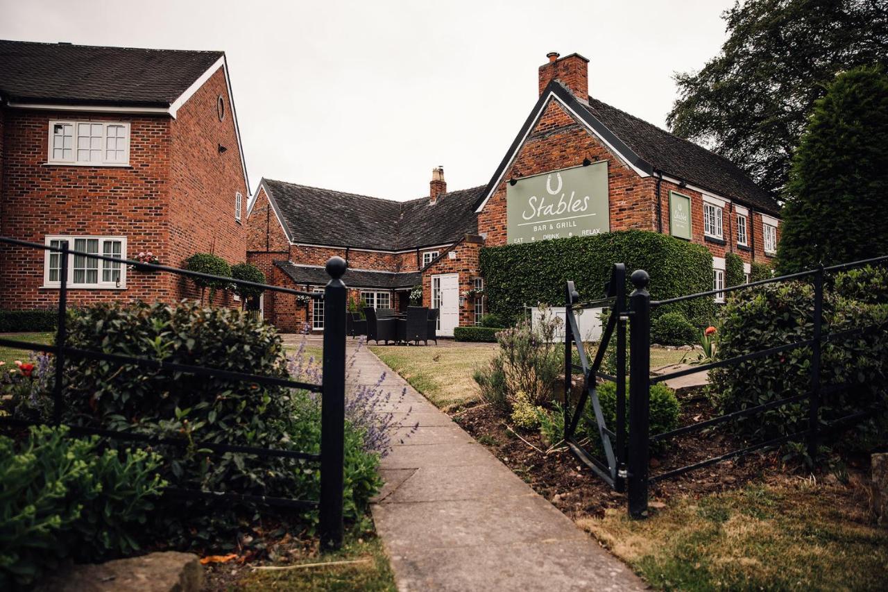 Manor House Hotel & Spa, Alsager Exteriör bild